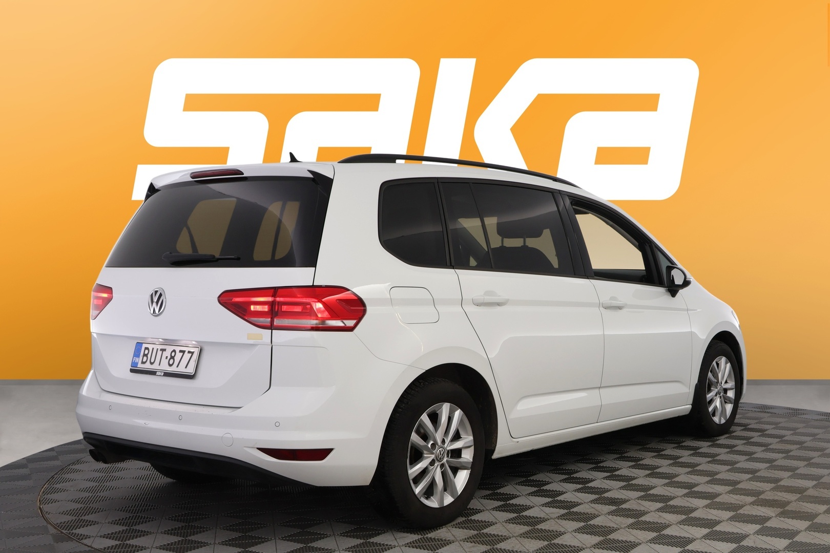 VOLKSWAGEN Touran 2018