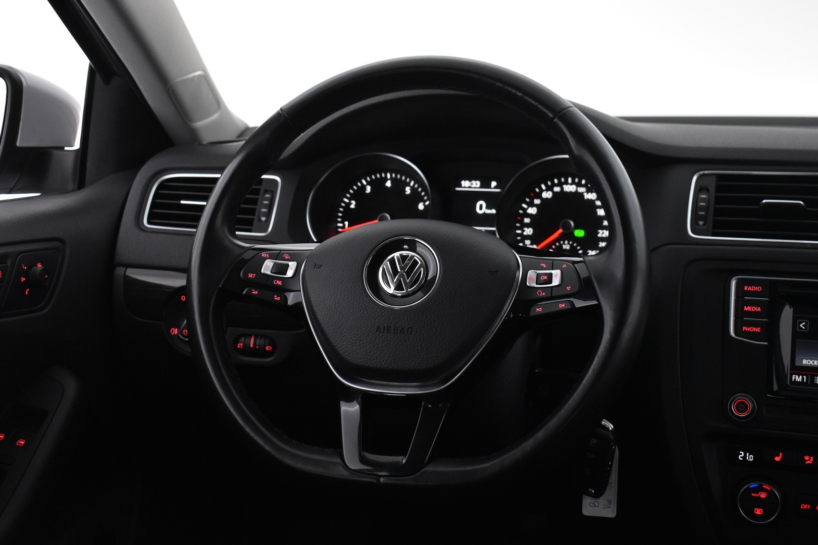 VOLKSWAGEN Jetta 2018