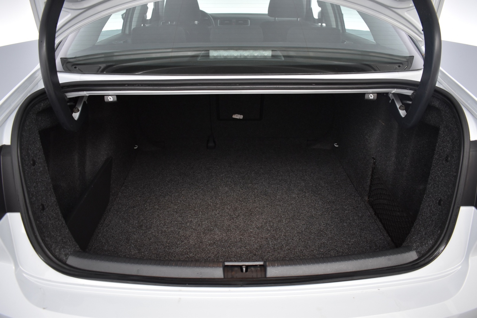 VOLKSWAGEN Jetta 2018