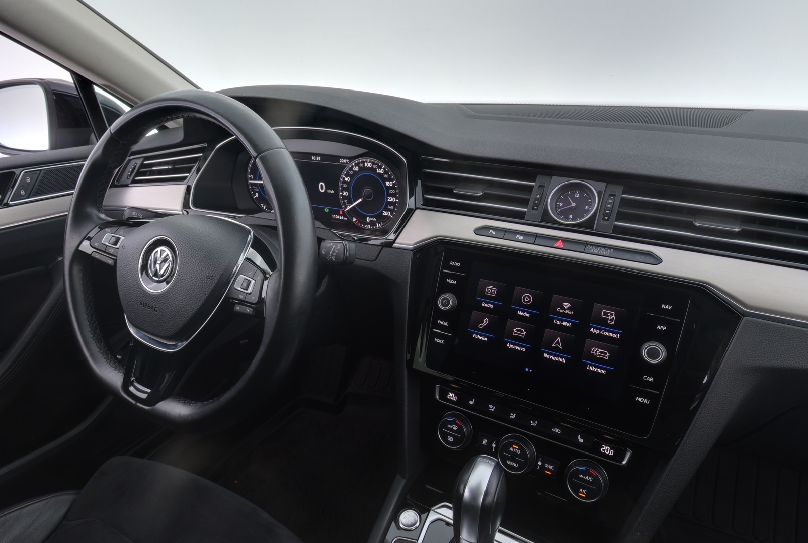 VOLKSWAGEN Passat 2019