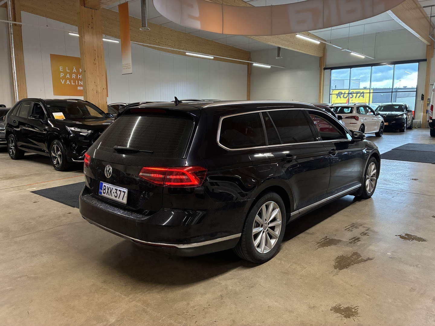 VOLKSWAGEN Passat 2019