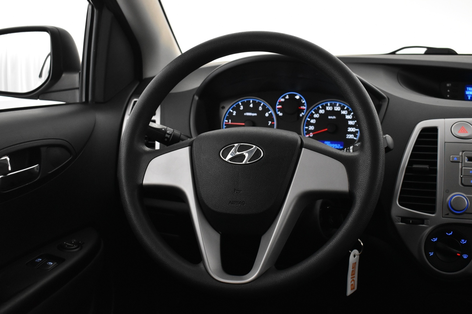 HYUNDAI i20 2012