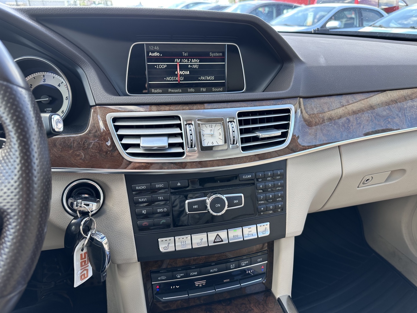MERCEDES-BENZ E 2013
