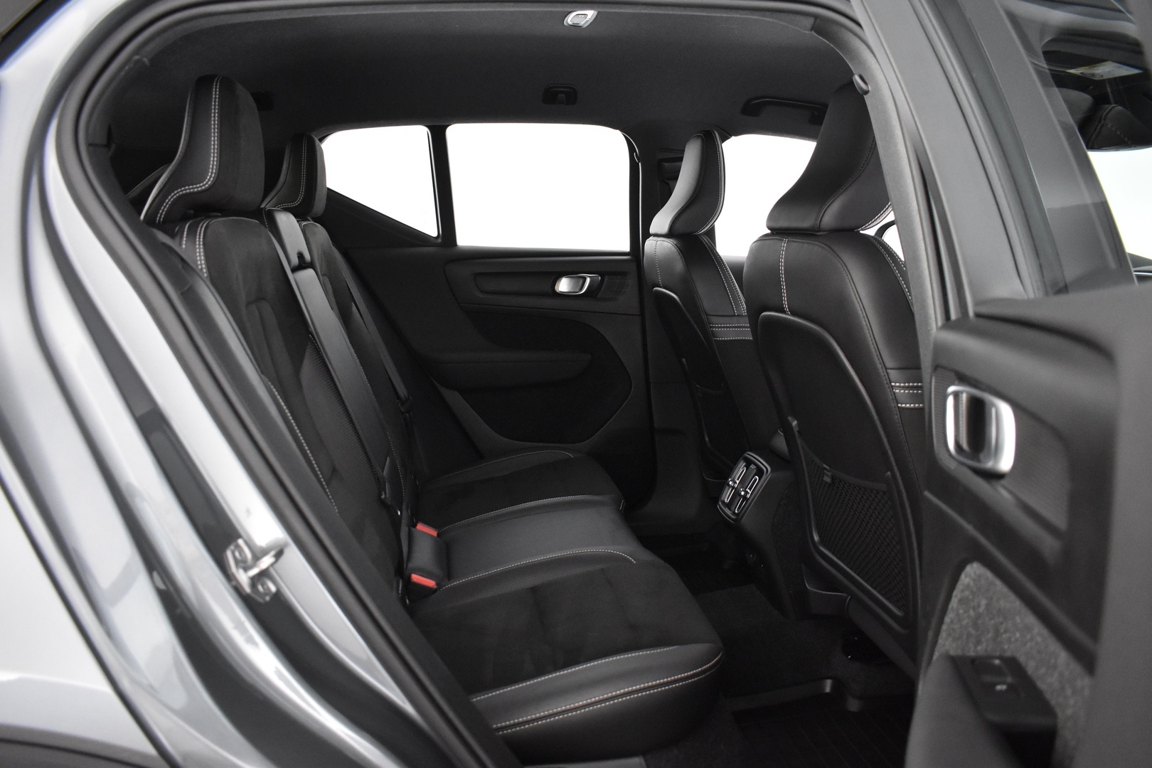 VOLVO XC40 2019