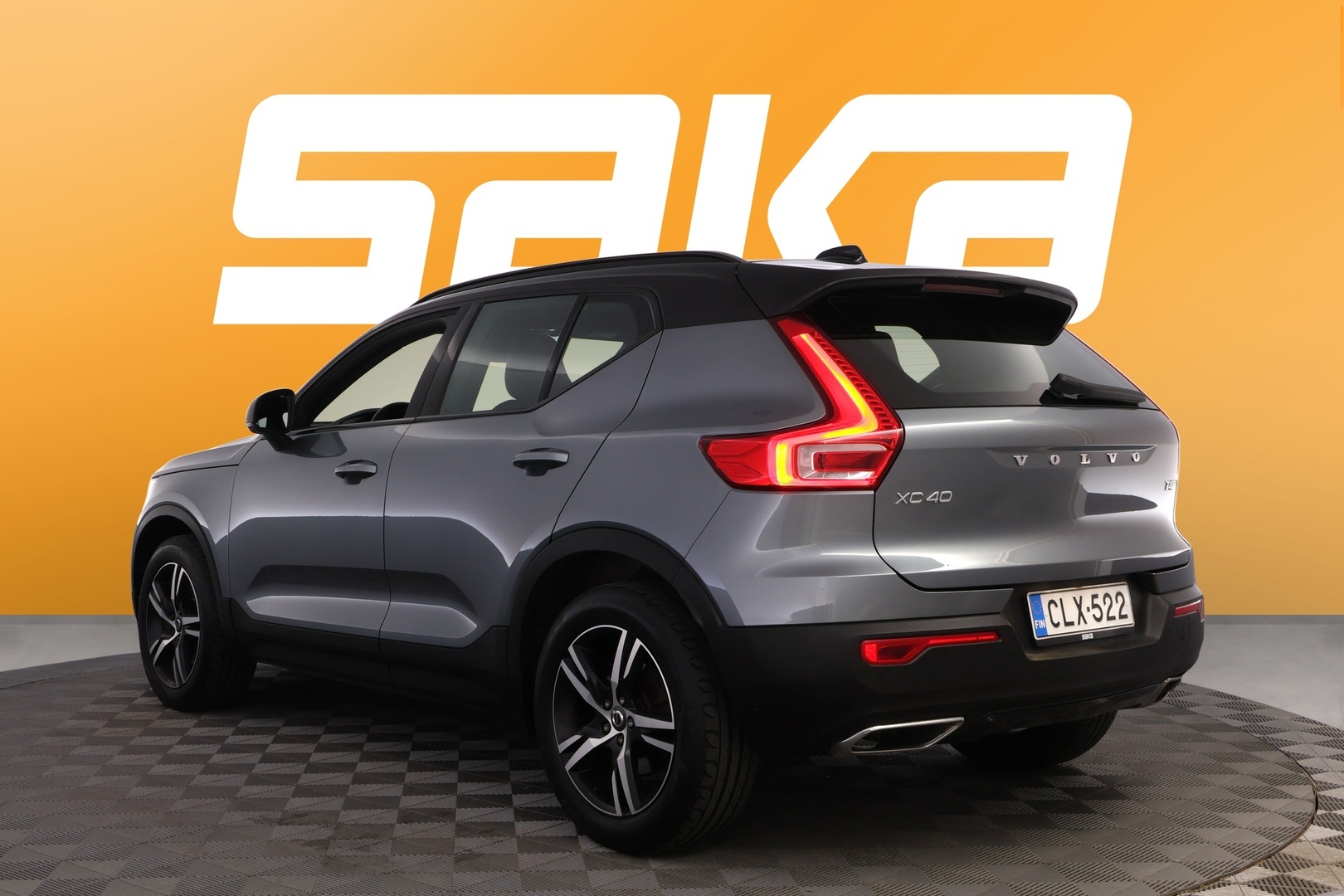 VOLVO XC40 2019