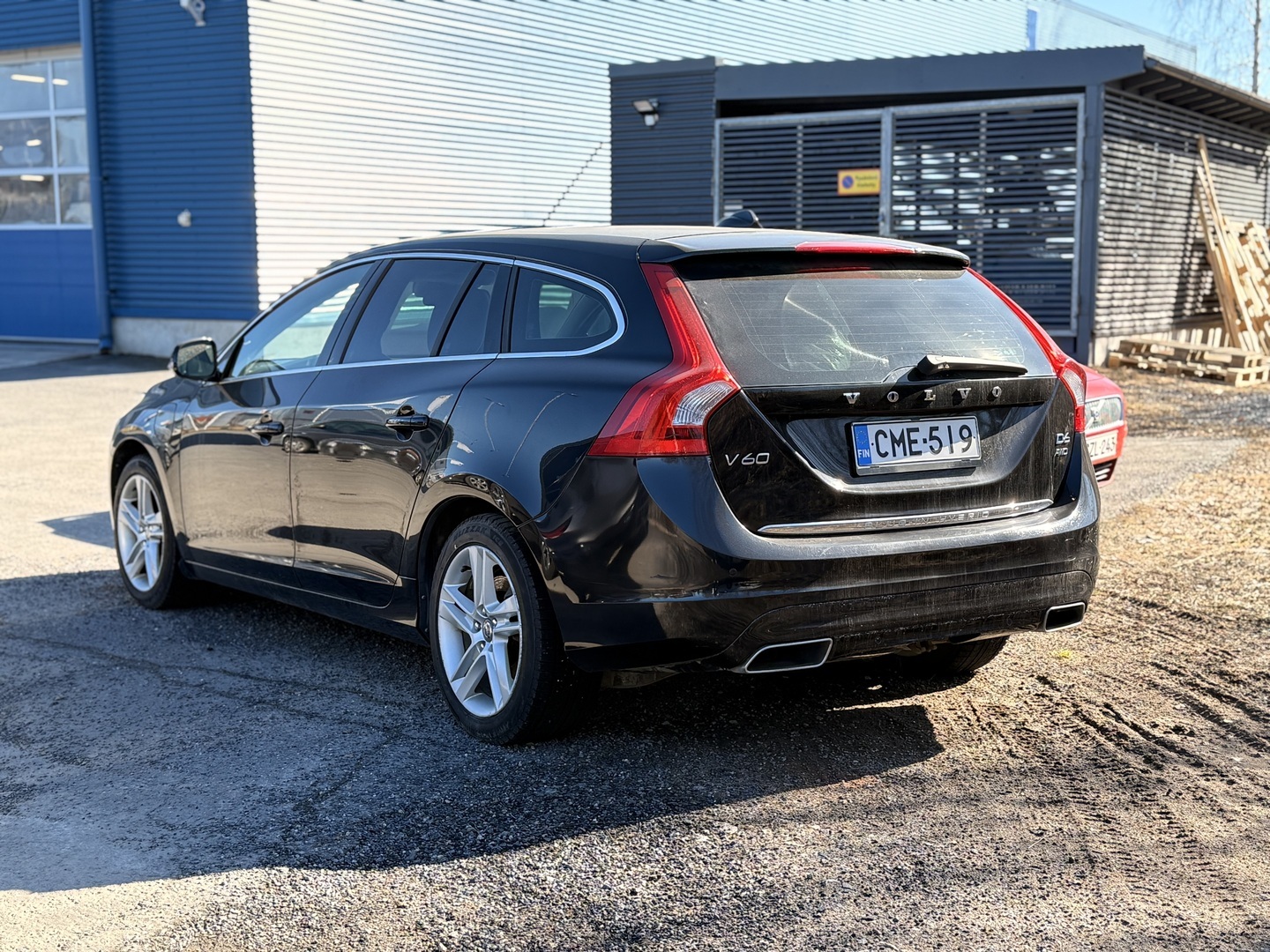 VOLVO V60 2014