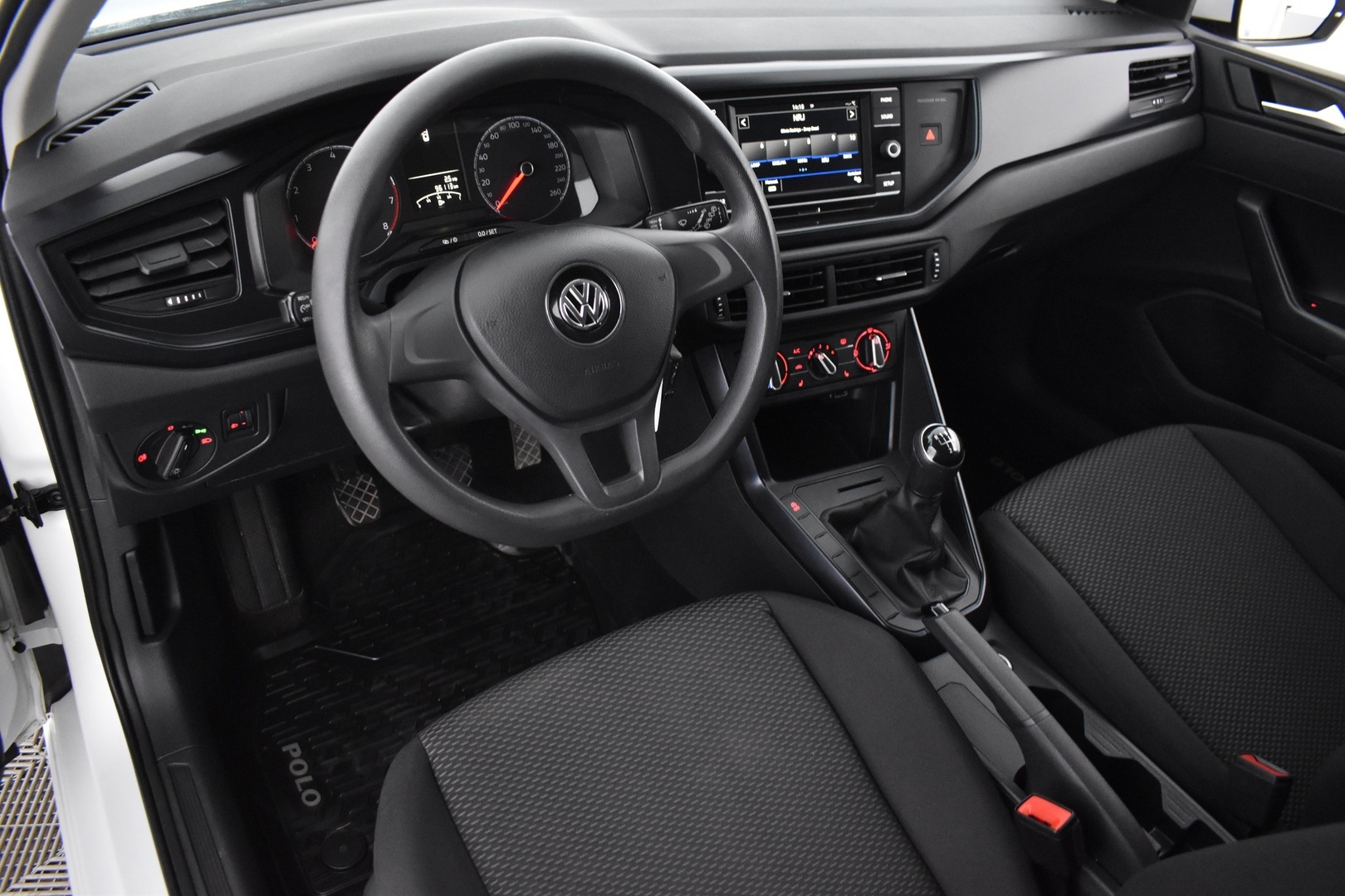 VOLKSWAGEN Polo 2019