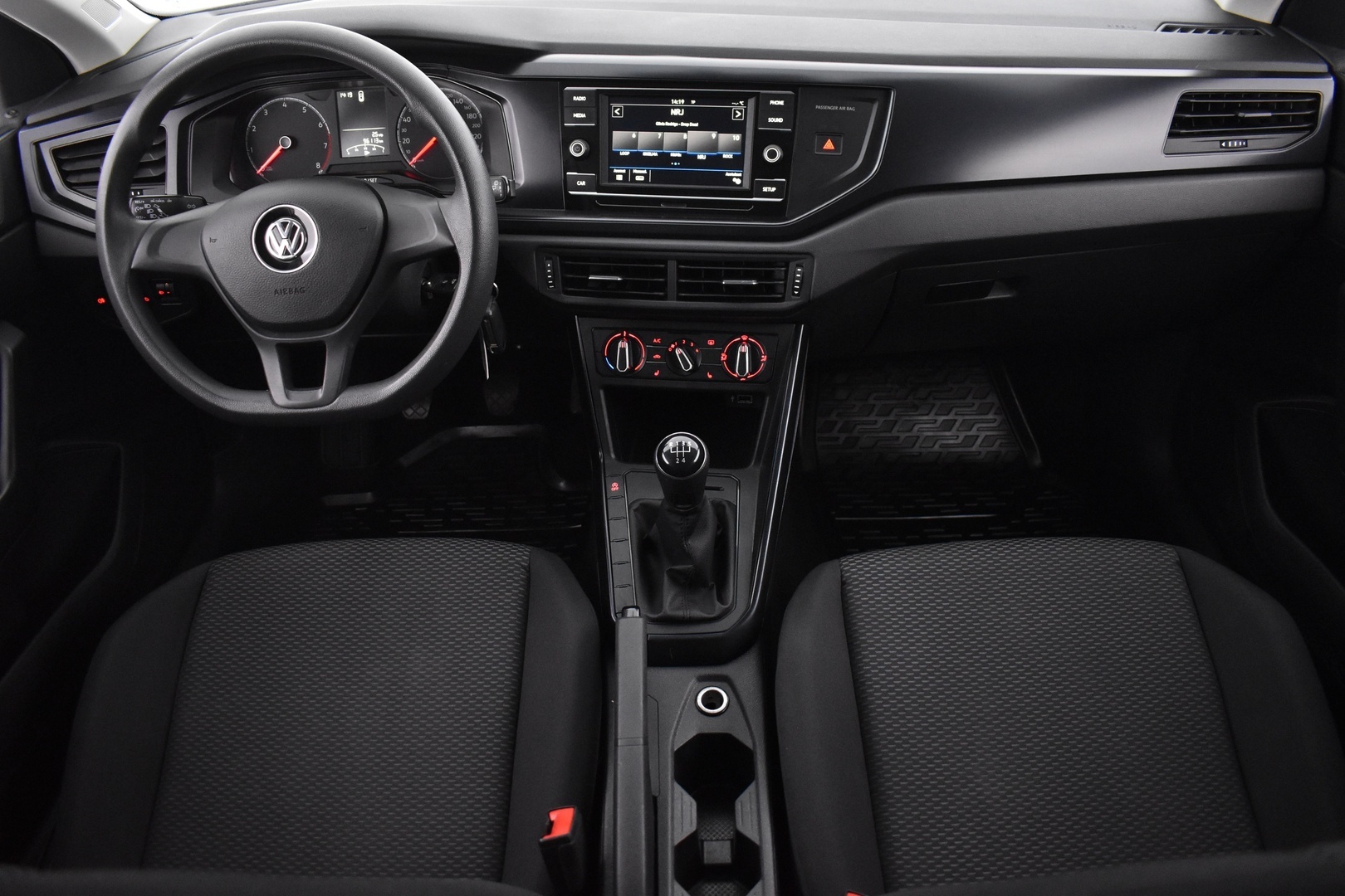 VOLKSWAGEN Polo 2019