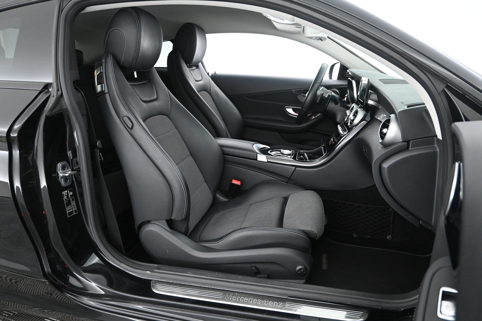 MERCEDES-BENZ C 2019