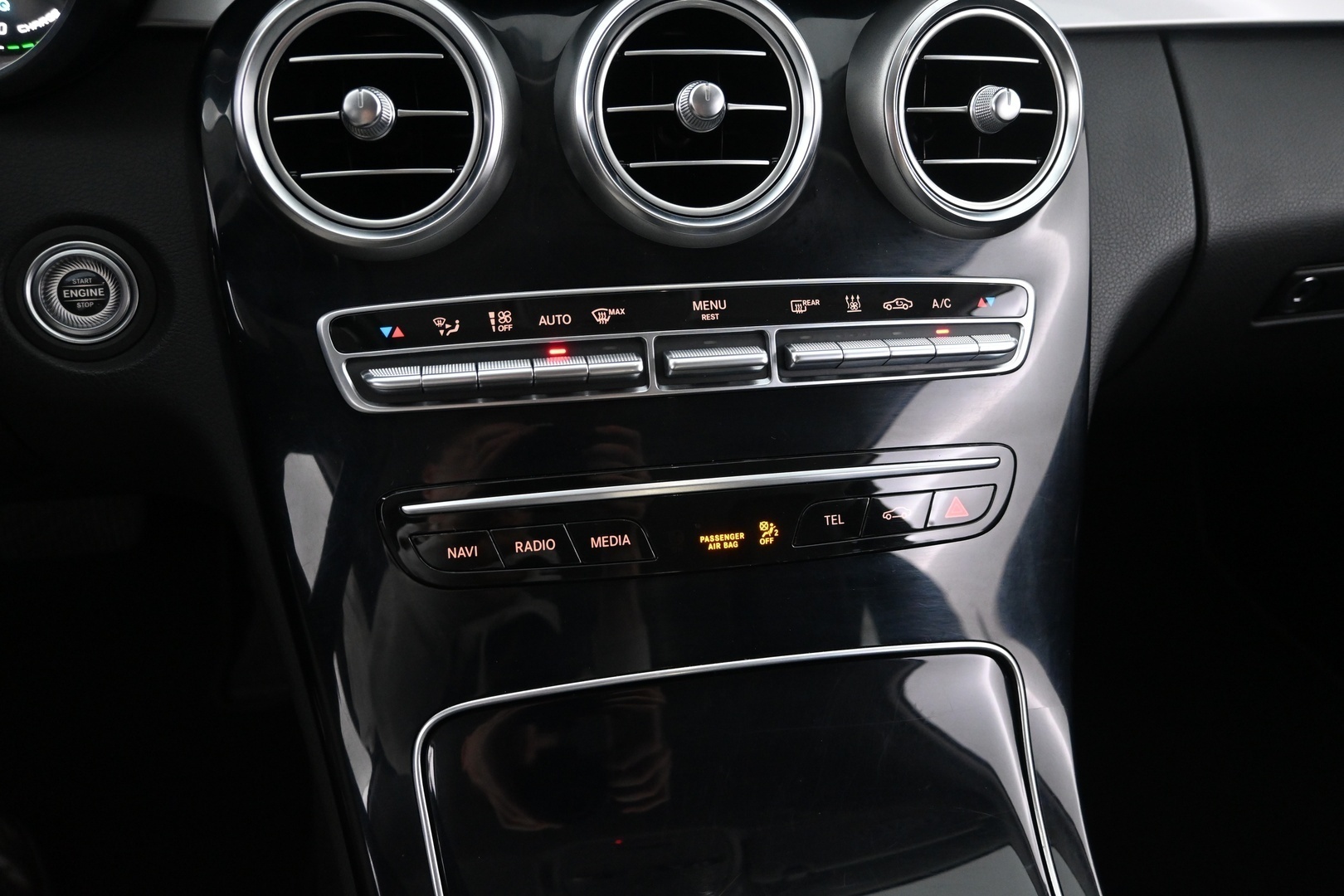 MERCEDES-BENZ C 2019