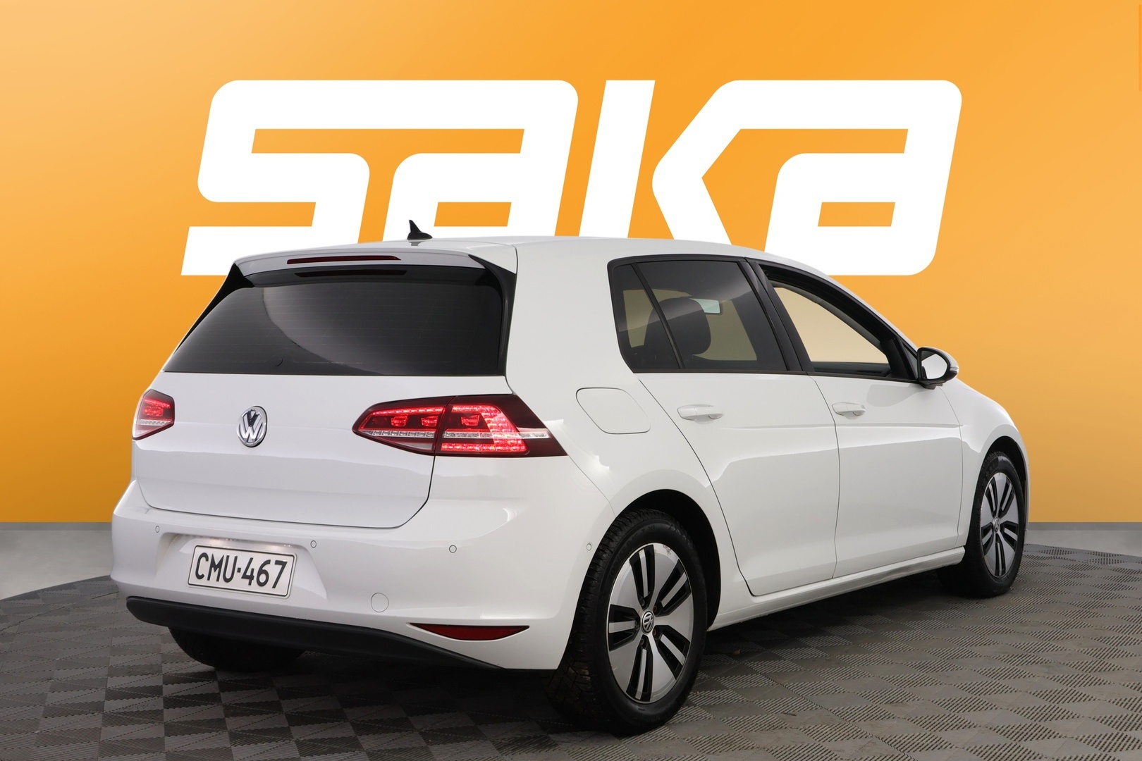 VOLKSWAGEN Golf 2014