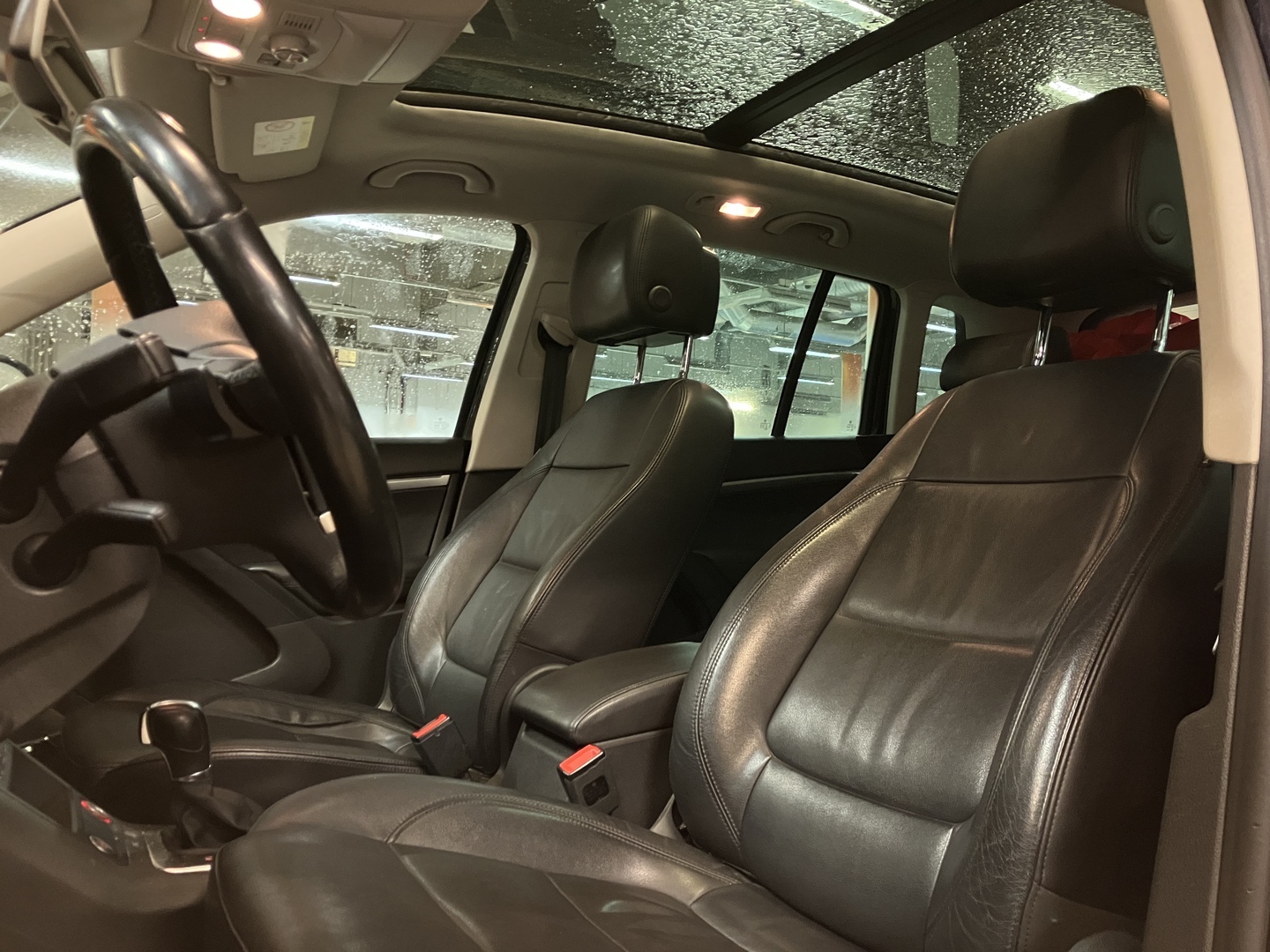 VOLKSWAGEN Tiguan 2015