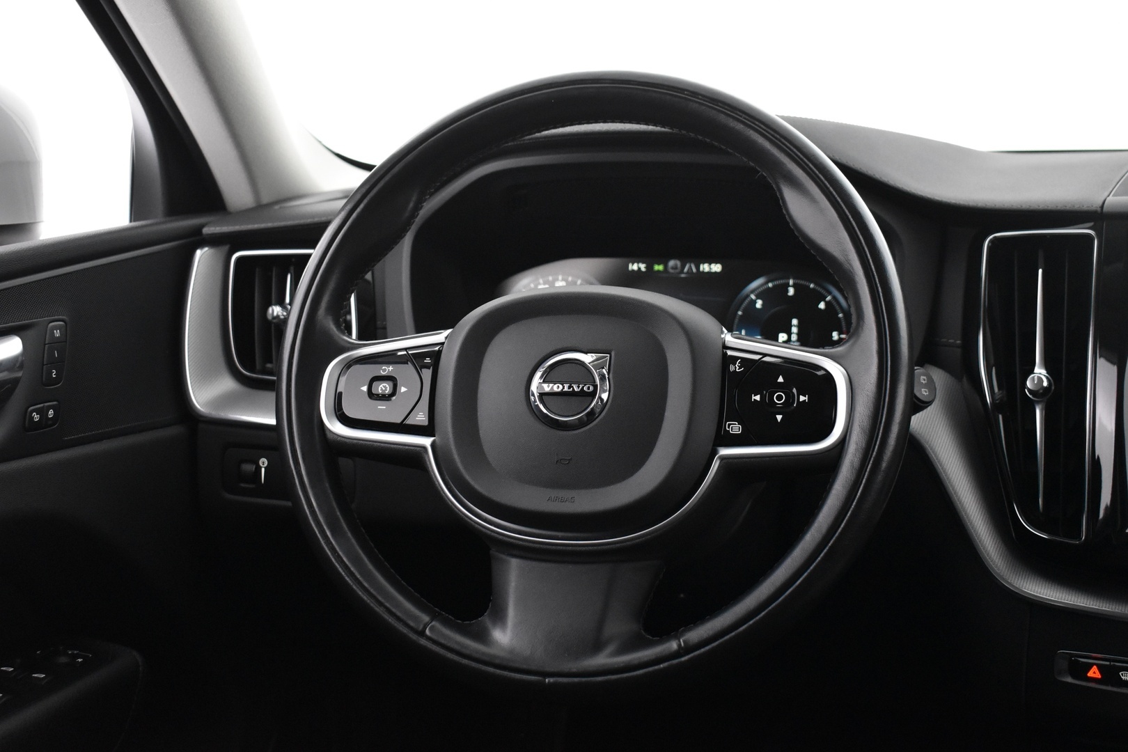 VOLVO XC60 2020