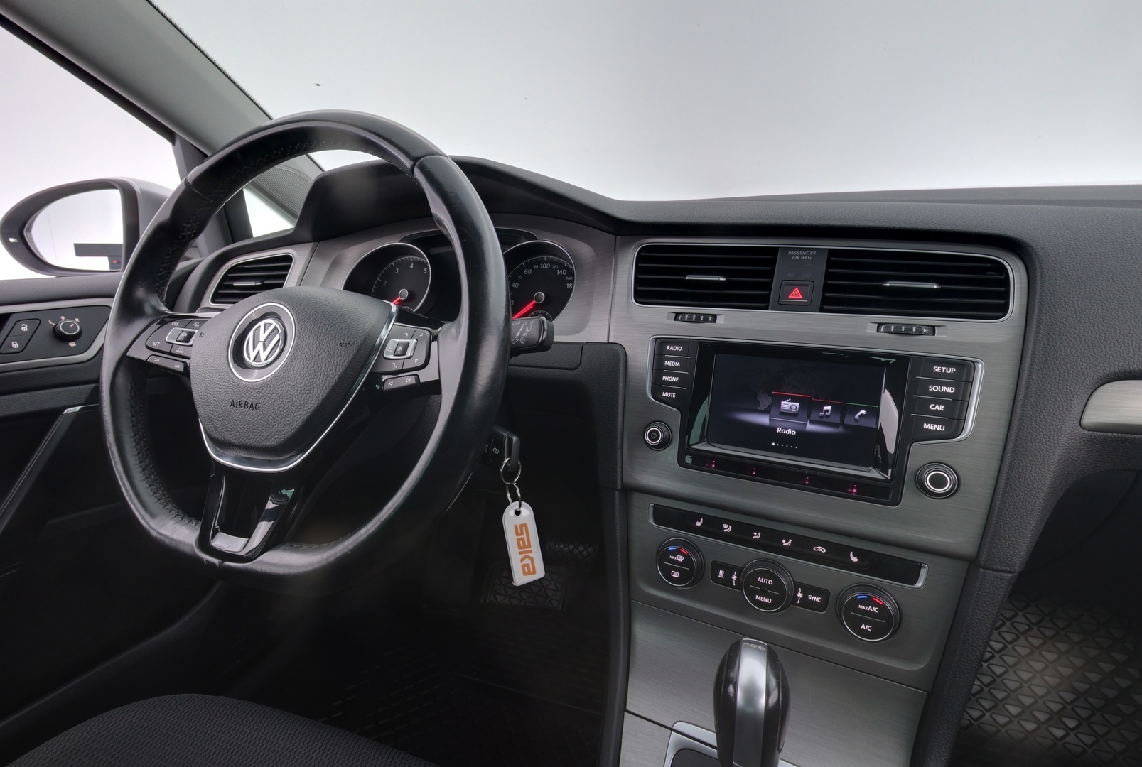 VOLKSWAGEN Golf 2015