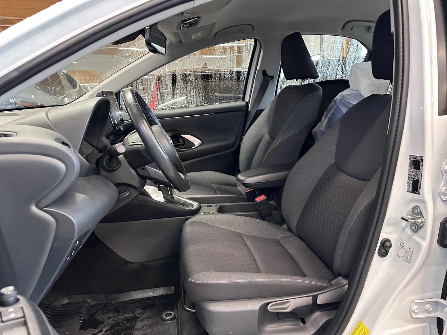 TOYOTA Yaris 2021