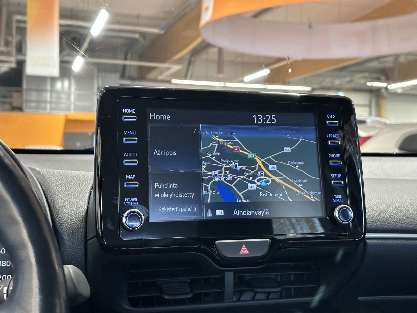 TOYOTA Yaris 2021