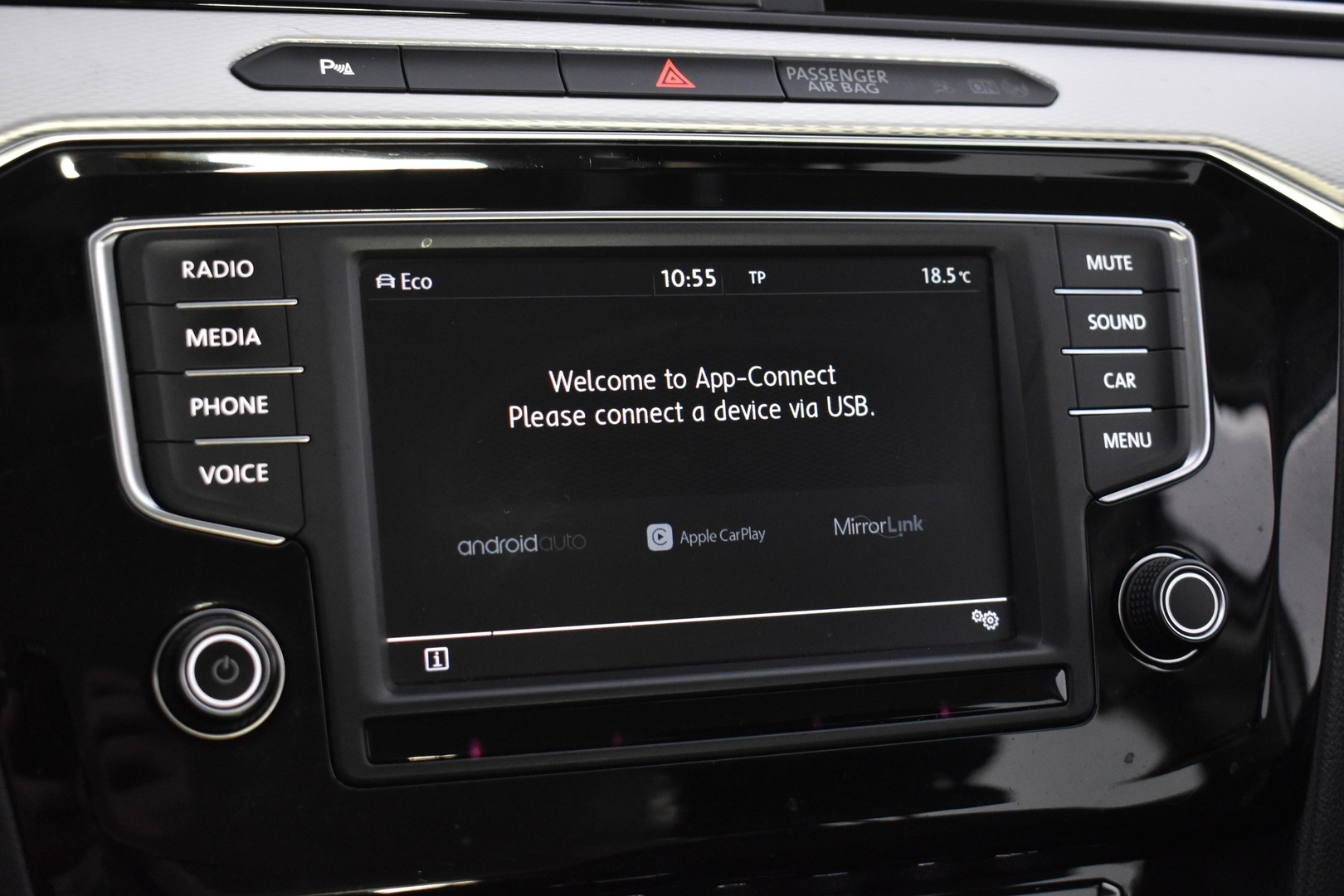 VOLKSWAGEN Passat 2017