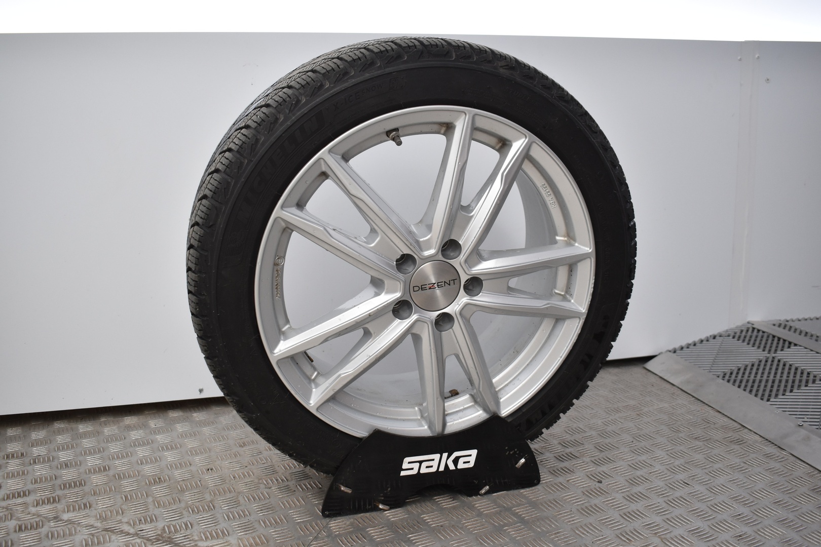 MERCEDES-BENZ CLA 2025