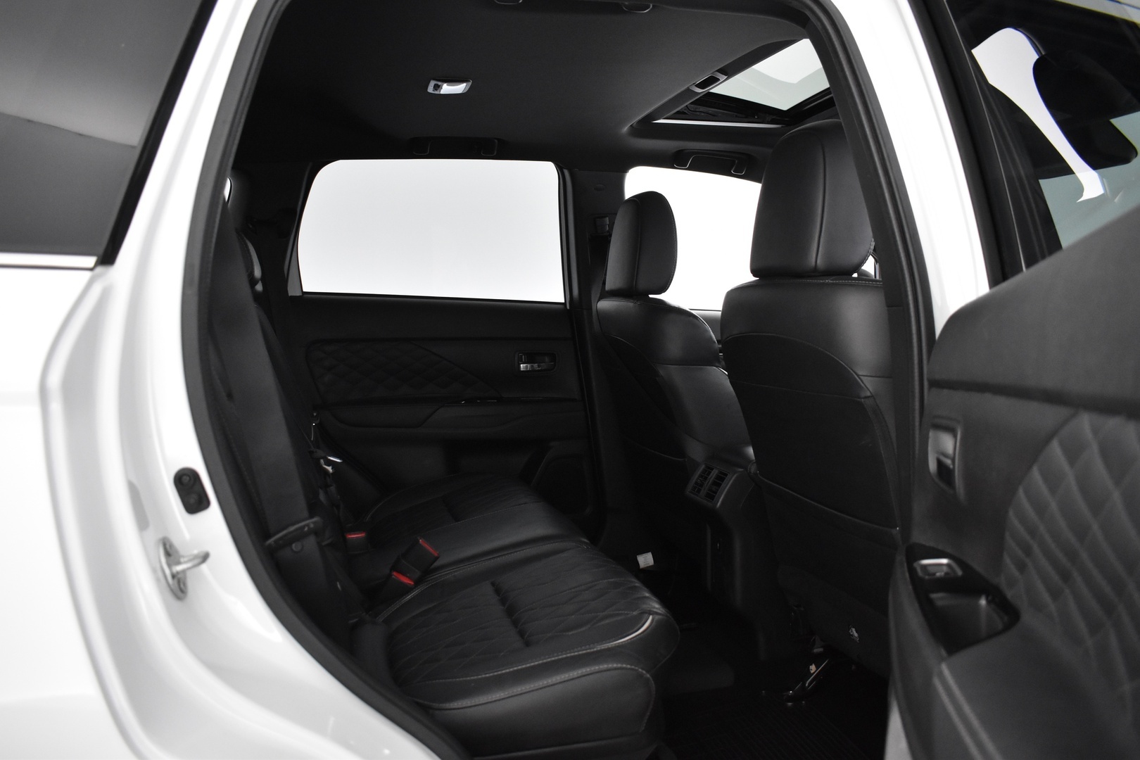 MITSUBISHI Outlander 2019
