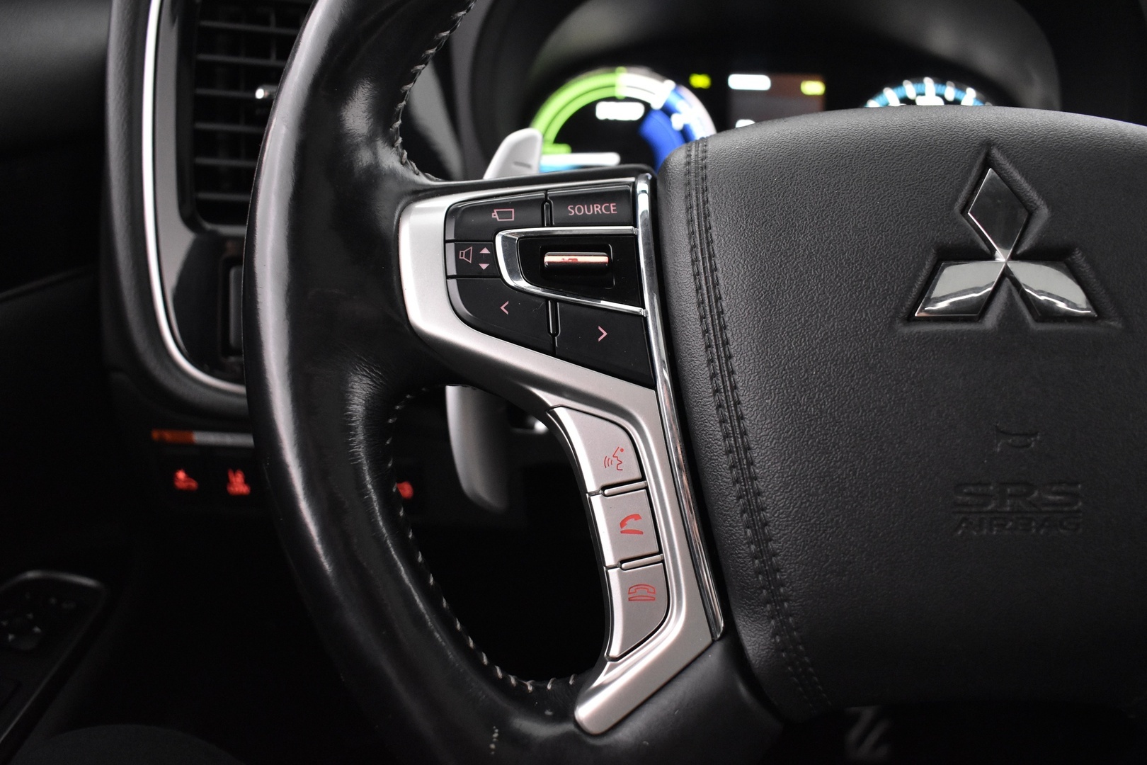 MITSUBISHI Outlander 2019