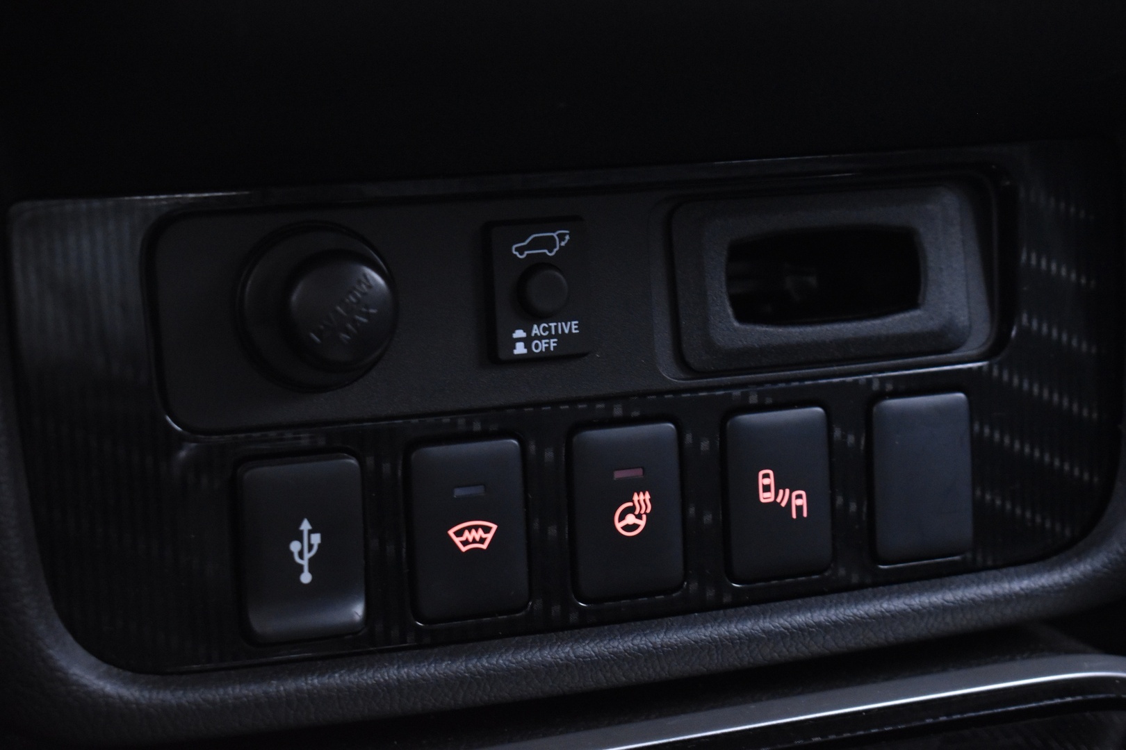 MITSUBISHI Outlander 2019