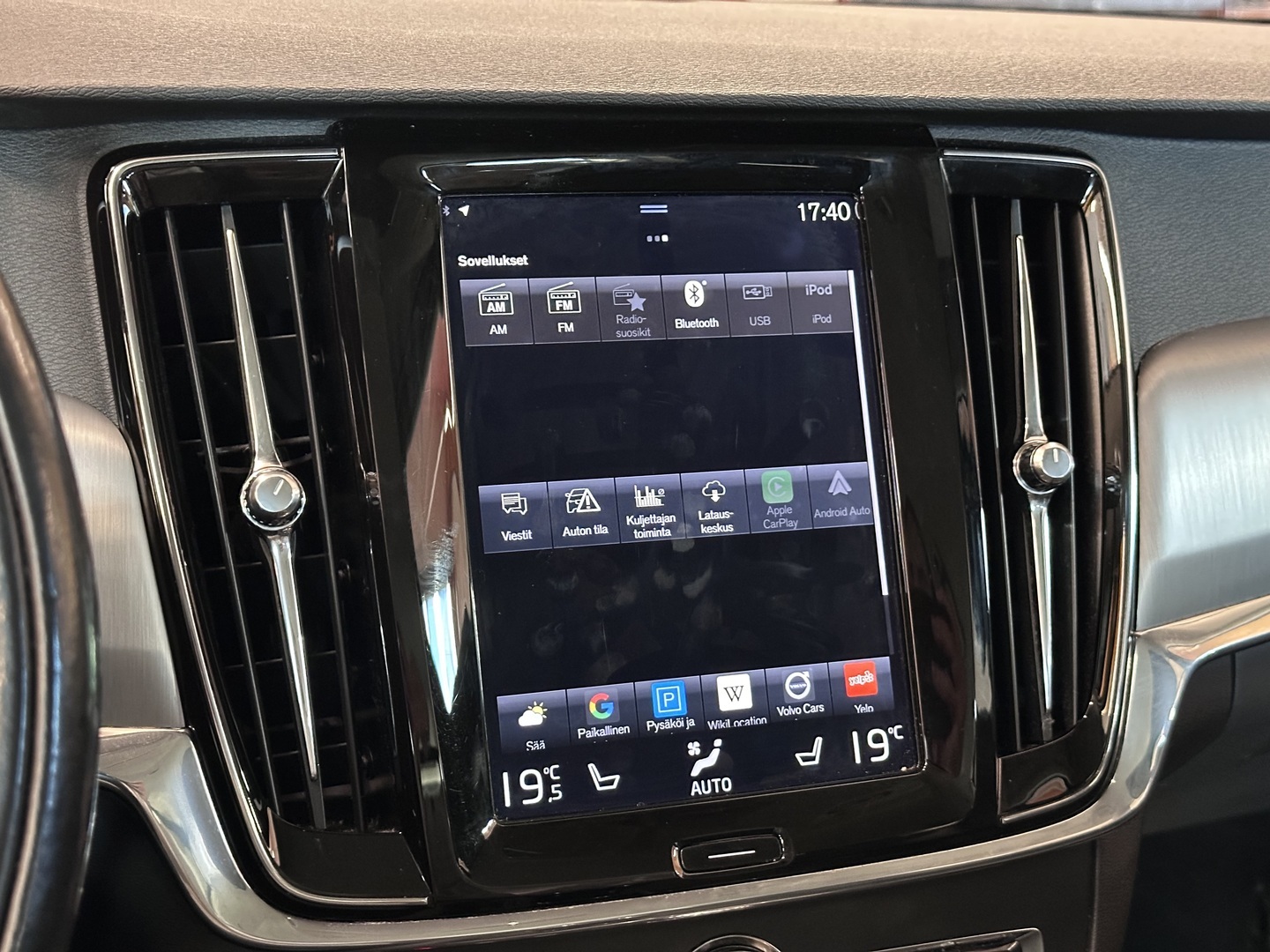 VOLVO V90 2018