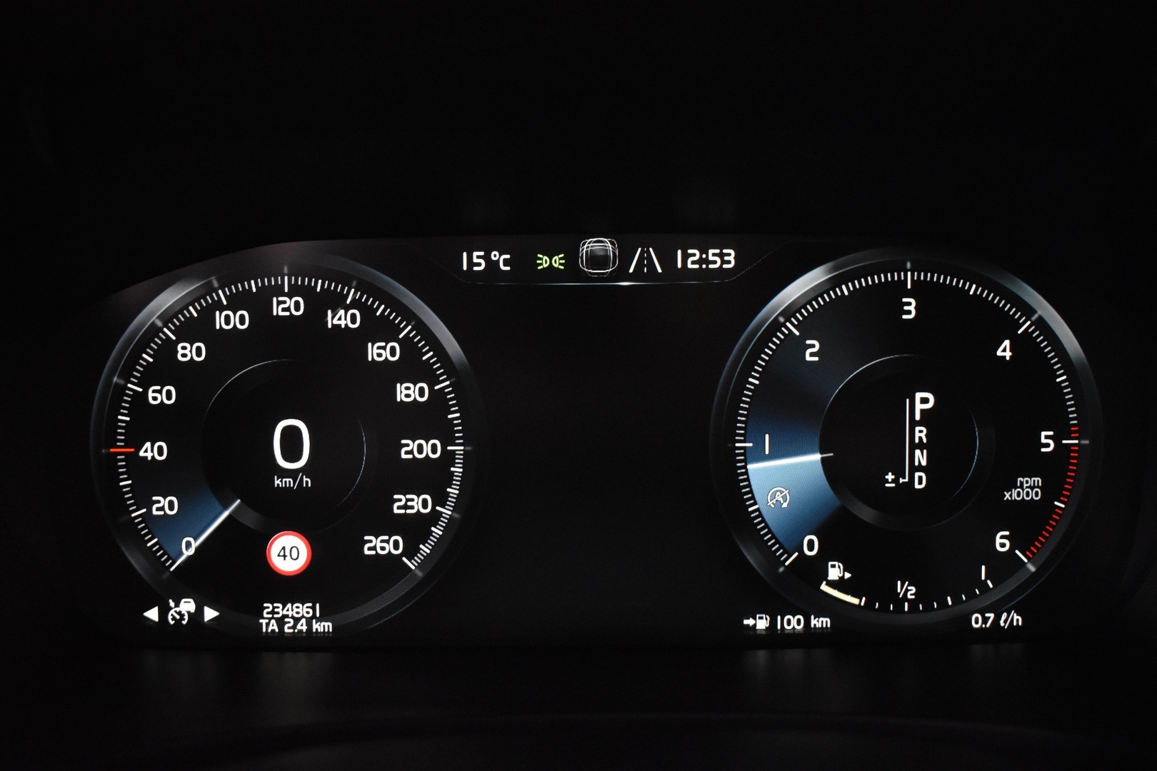 VOLVO V90 2019