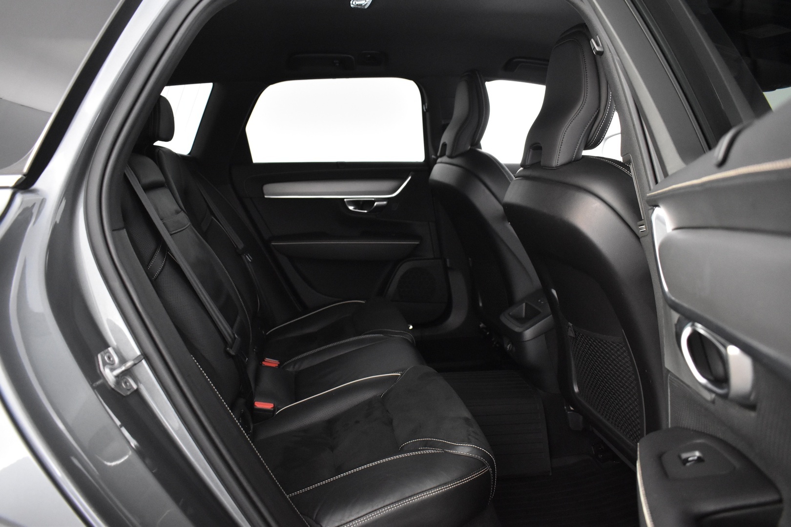 VOLVO V90 2019