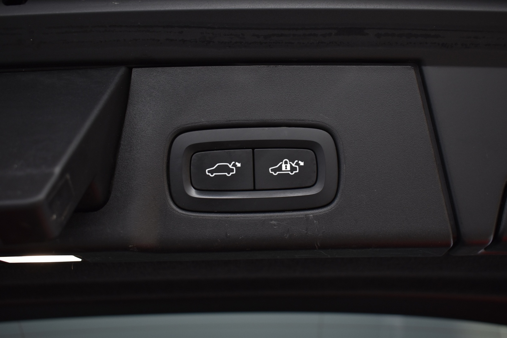 VOLVO V90 2019