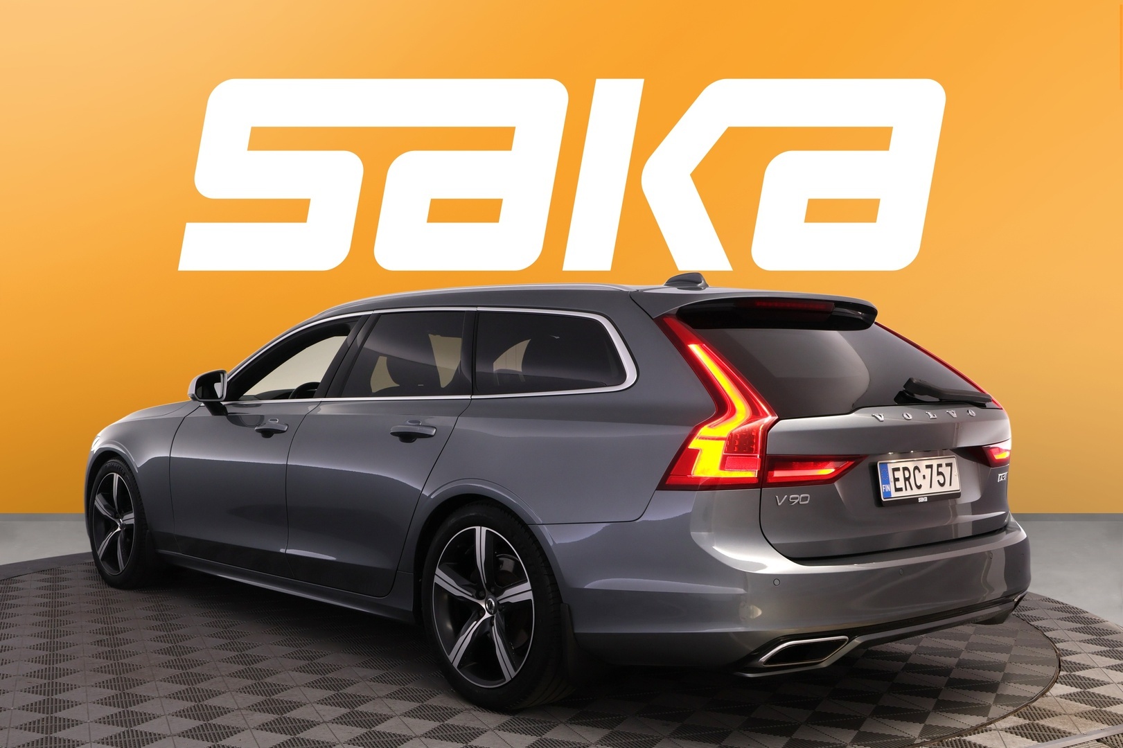 VOLVO V90 2019