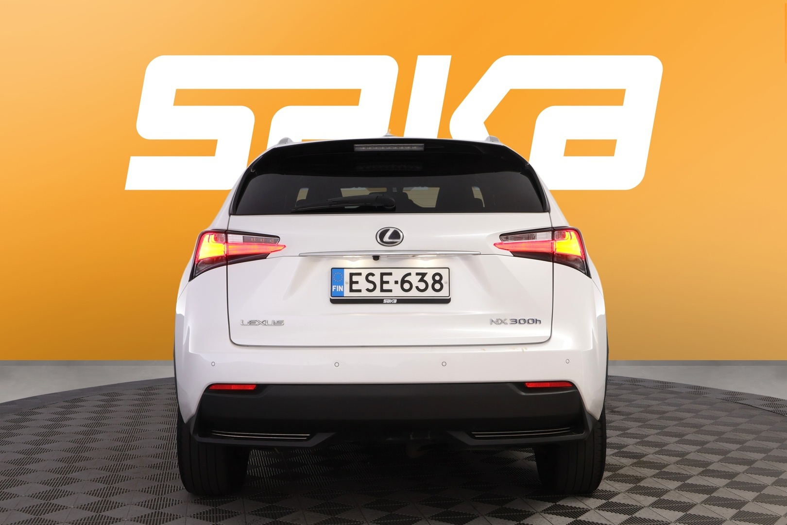 LEXUS NX 2016