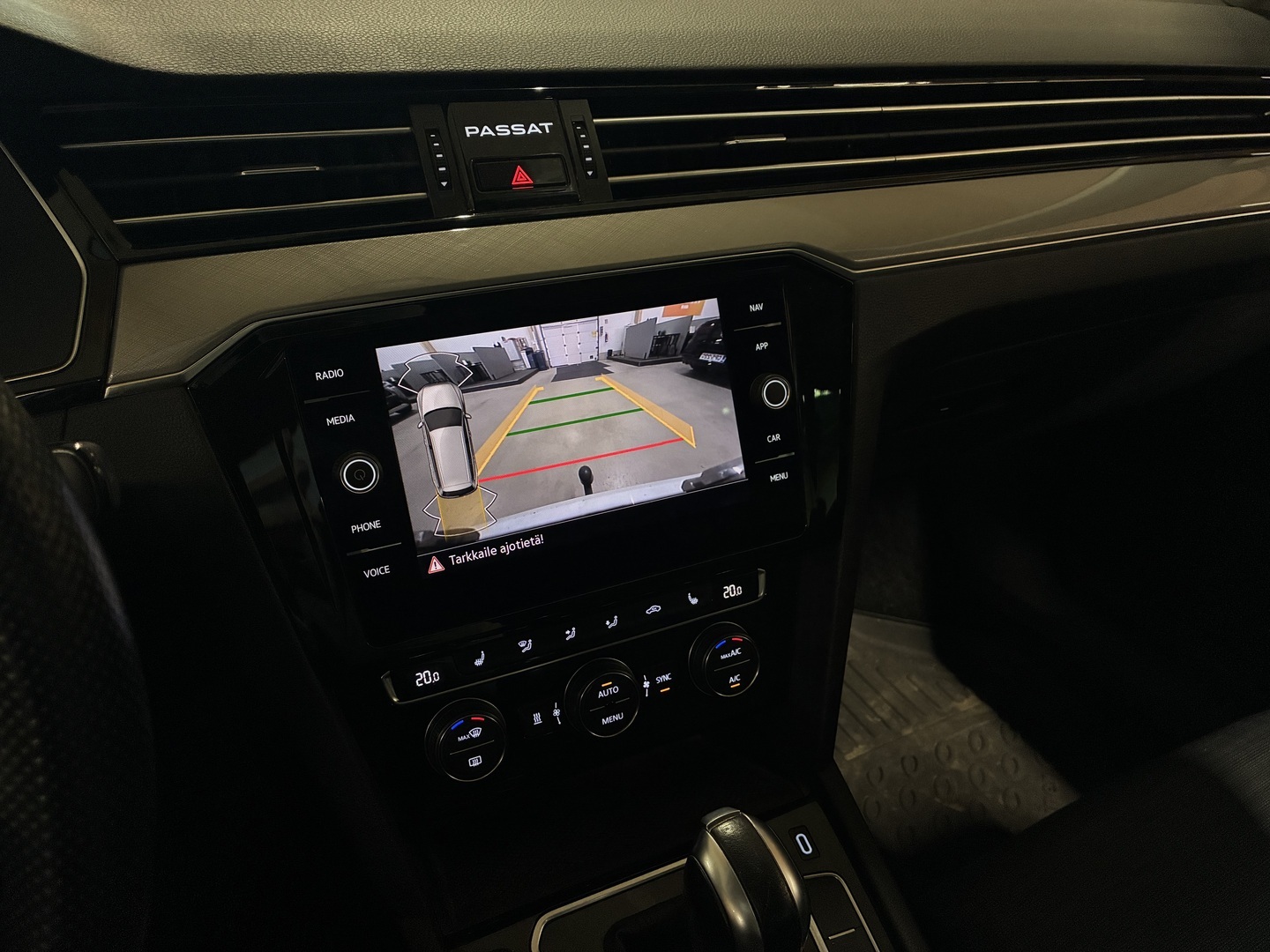 VOLKSWAGEN Passat 2020
