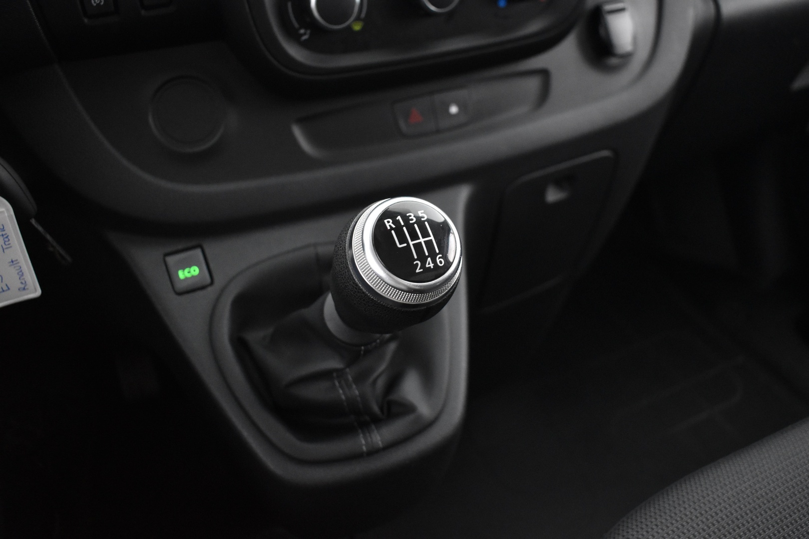 RENAULT Trafic 2022