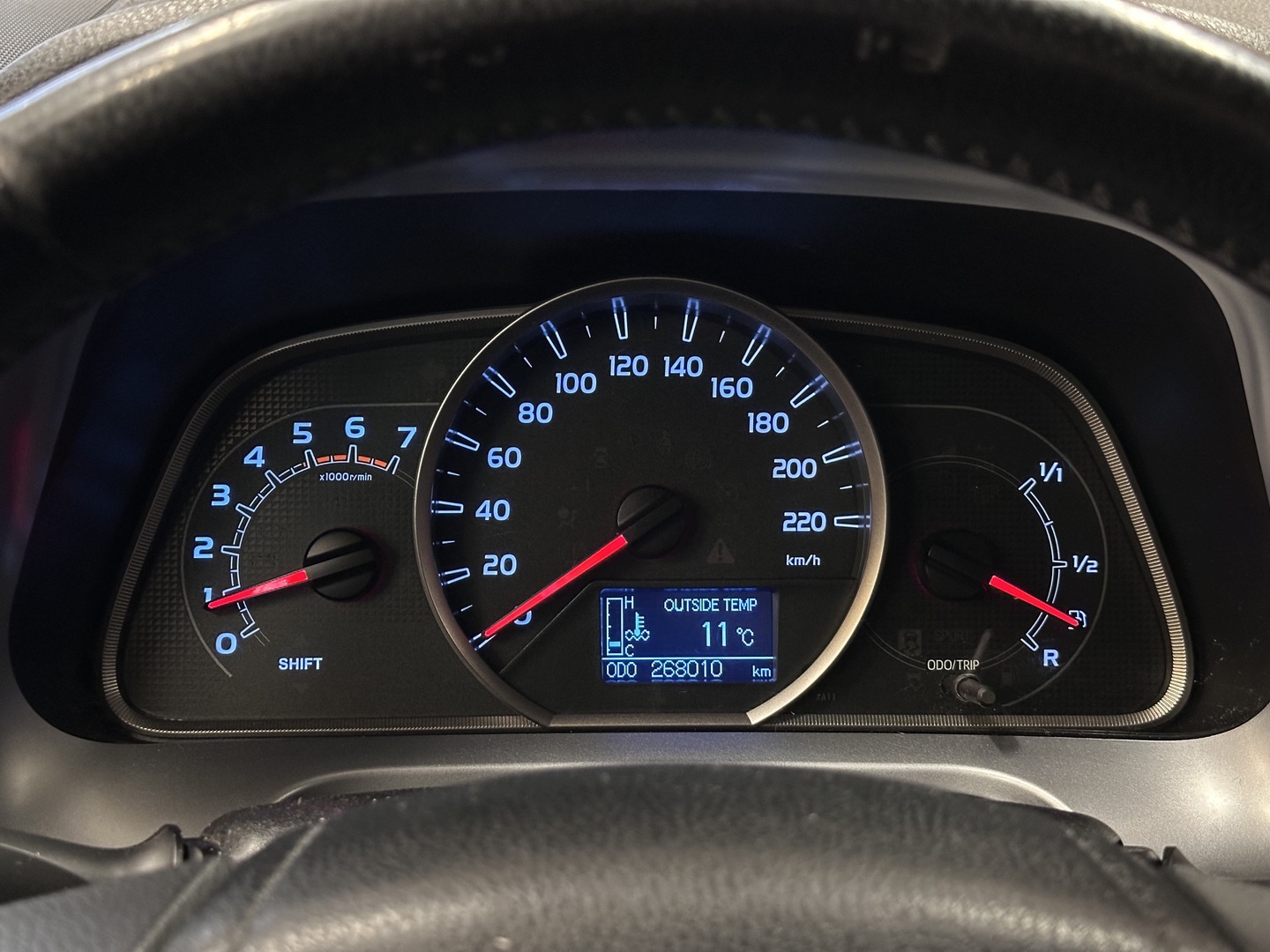 TOYOTA RAV4 2015