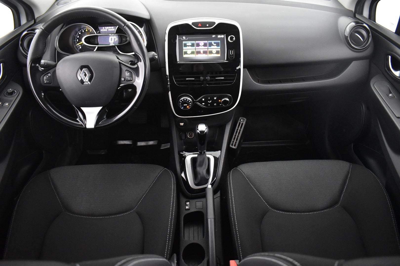 RENAULT Clio 2016