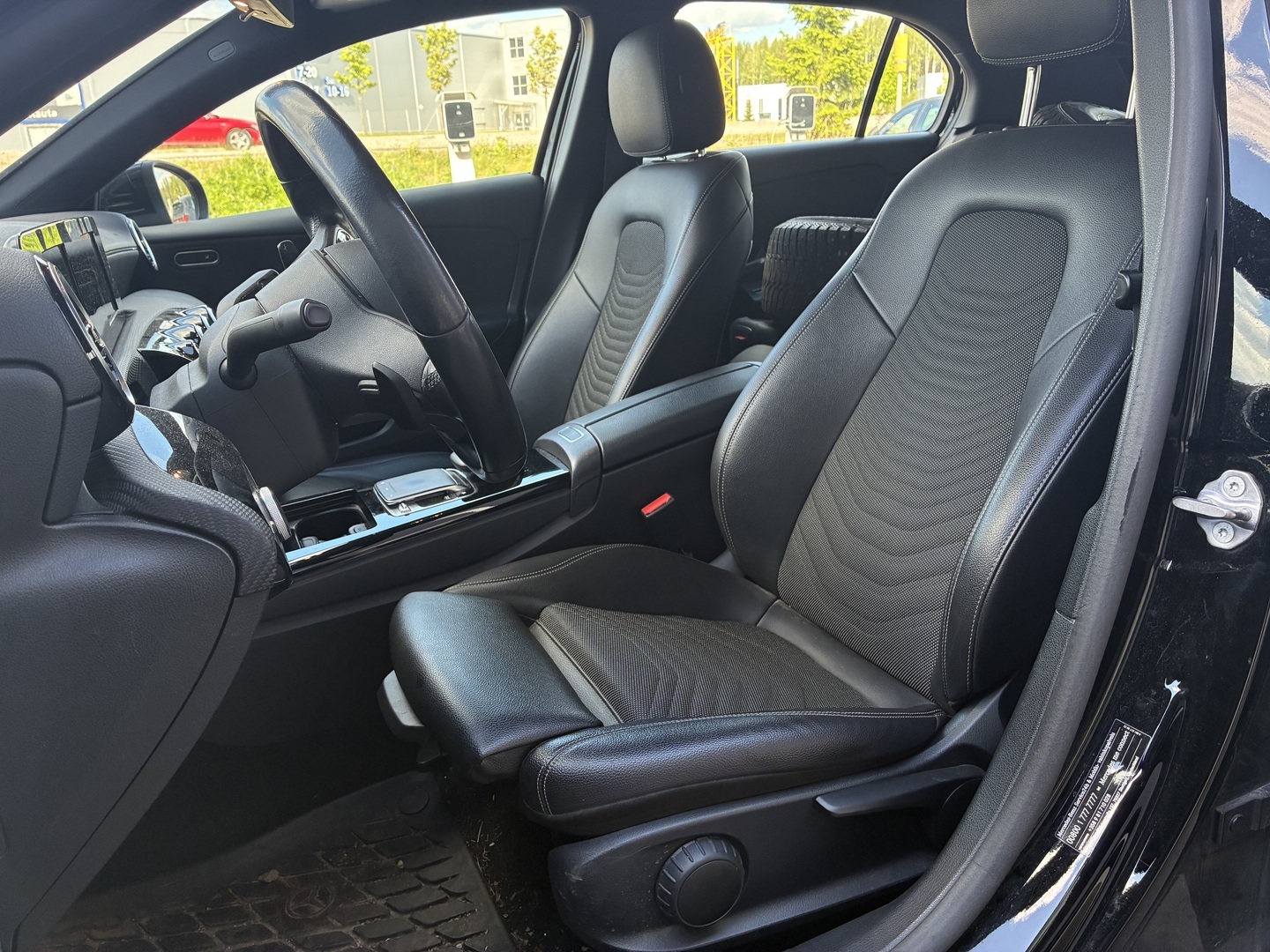 MERCEDES-BENZ A 2019