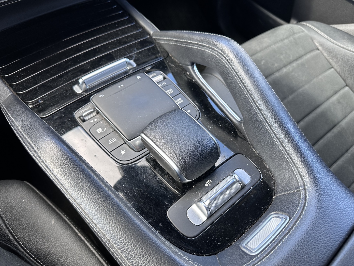 MERCEDES-BENZ GLE 2020