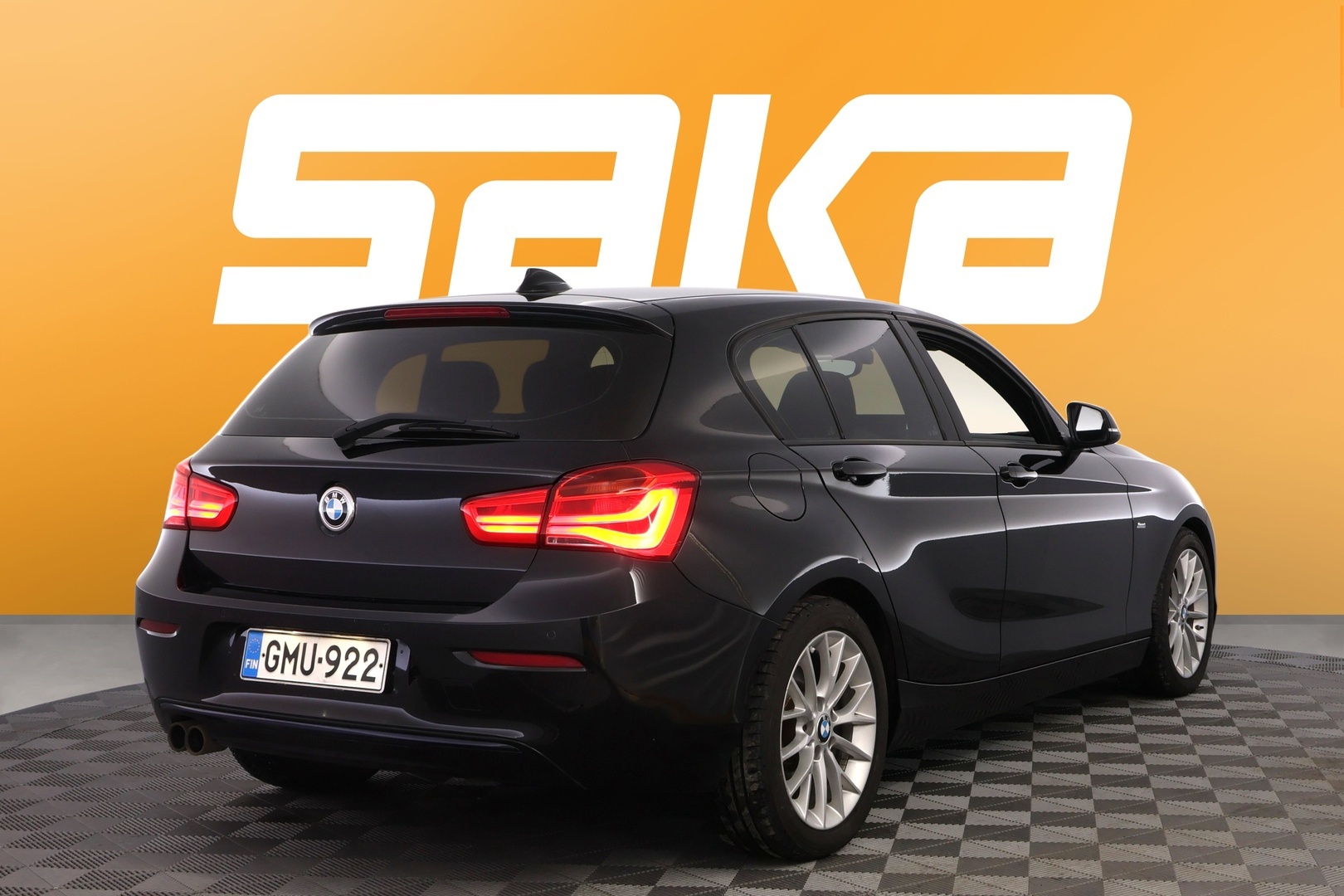 BMW 120 2016