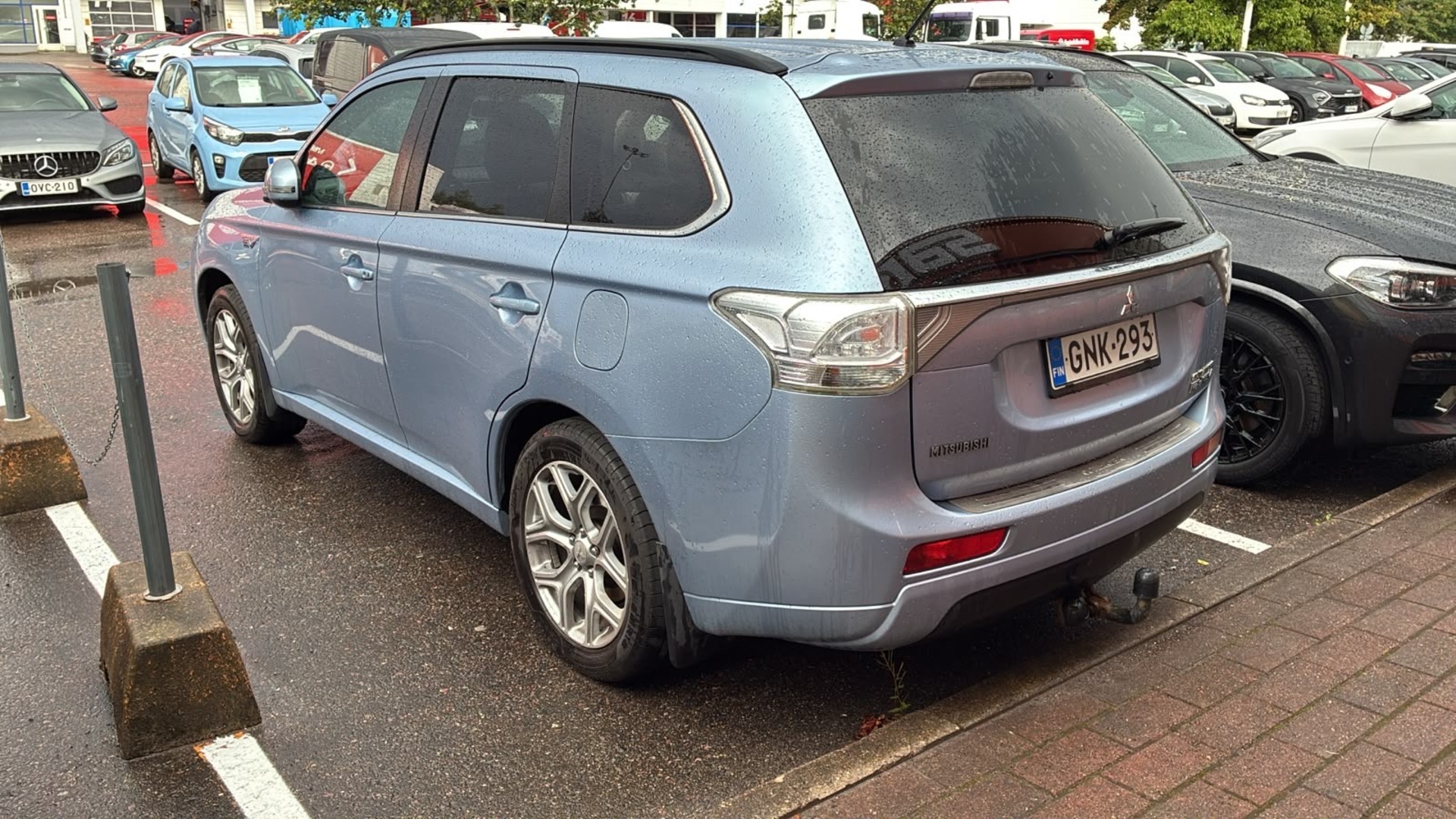 MITSUBISHI Outlander PHEV 2014