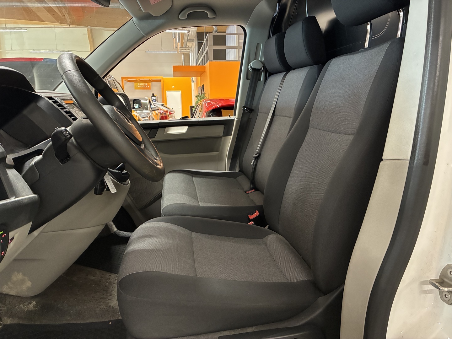 VOLKSWAGEN Transporter 2019