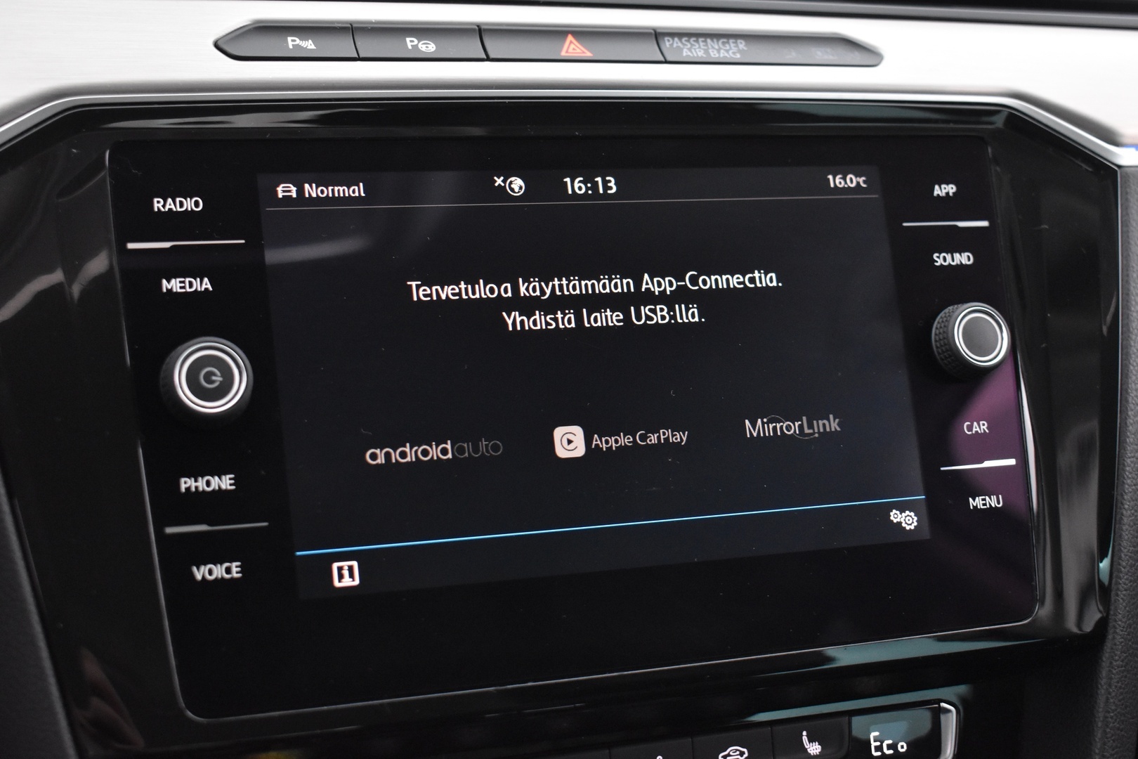 VOLKSWAGEN Passat 2018