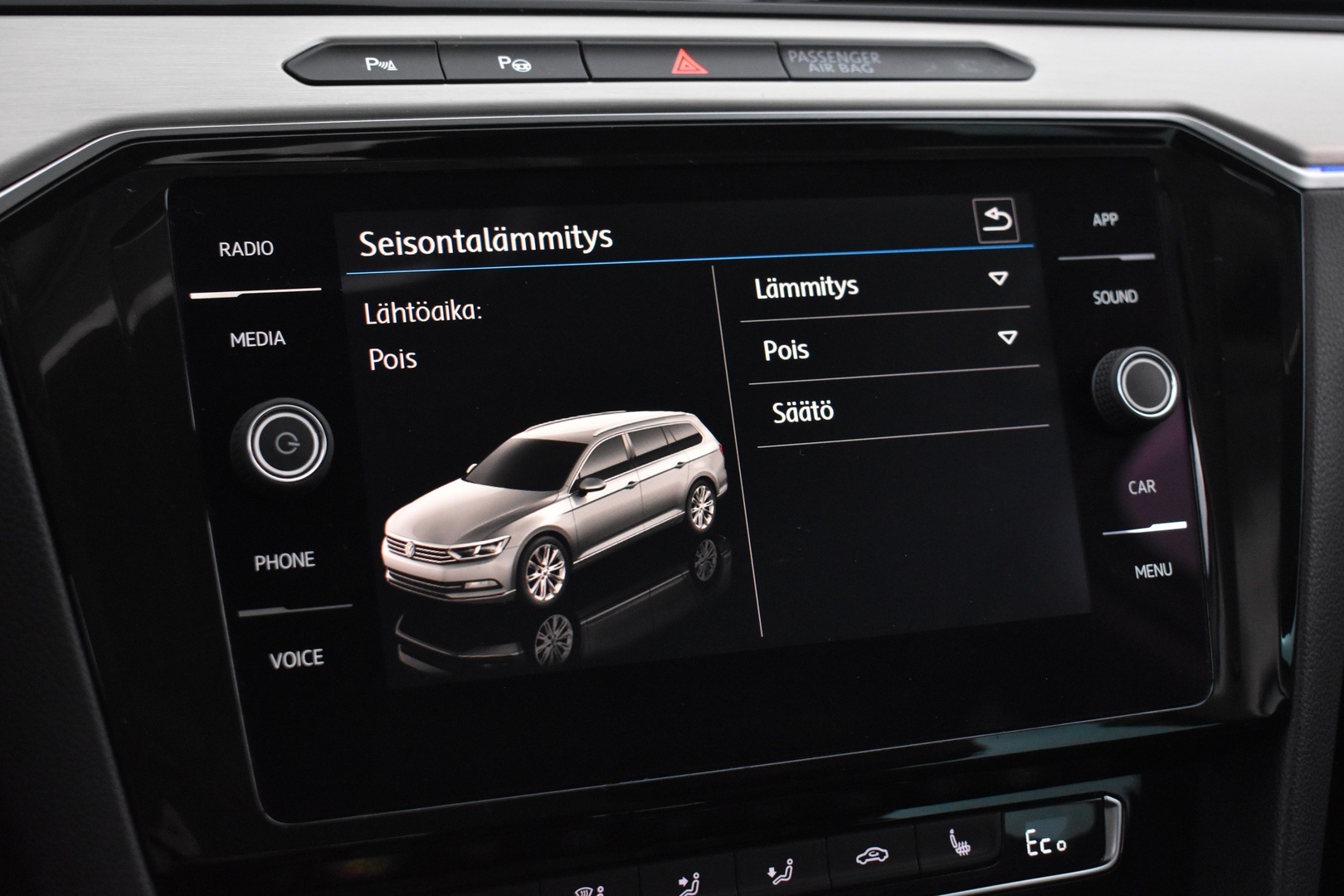 VOLKSWAGEN Passat 2018