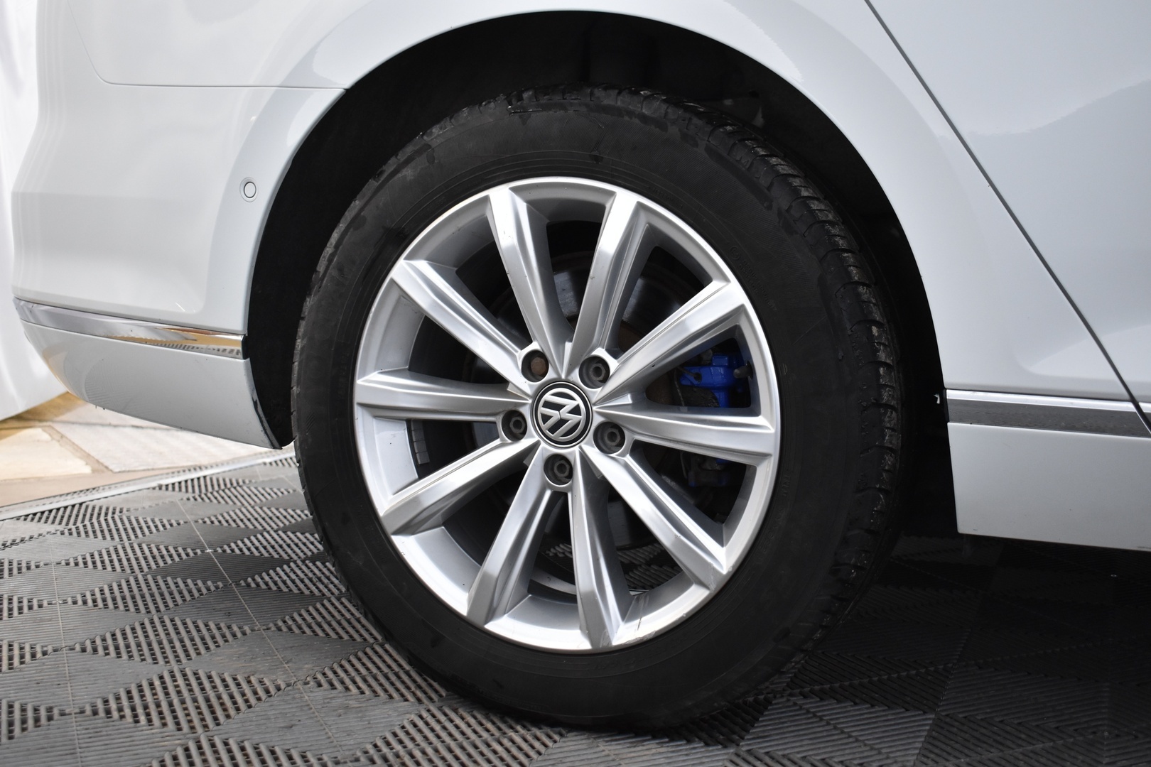 VOLKSWAGEN Passat 2018