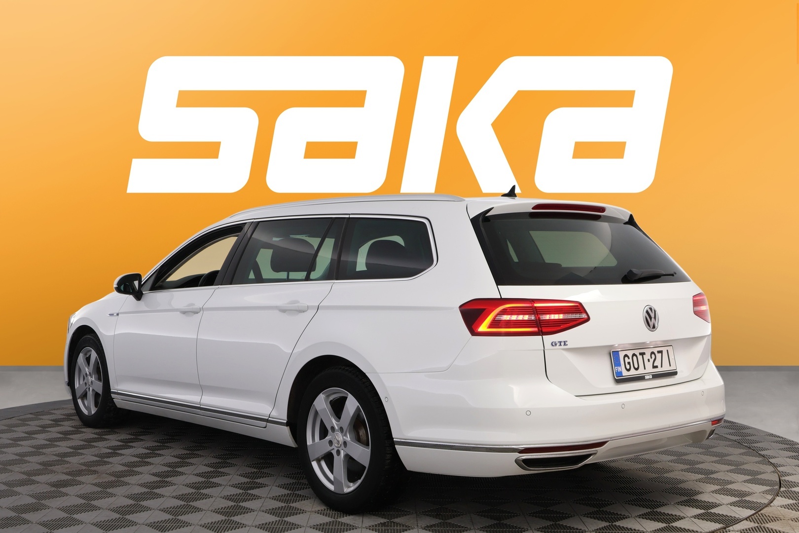 VOLKSWAGEN Passat 2018