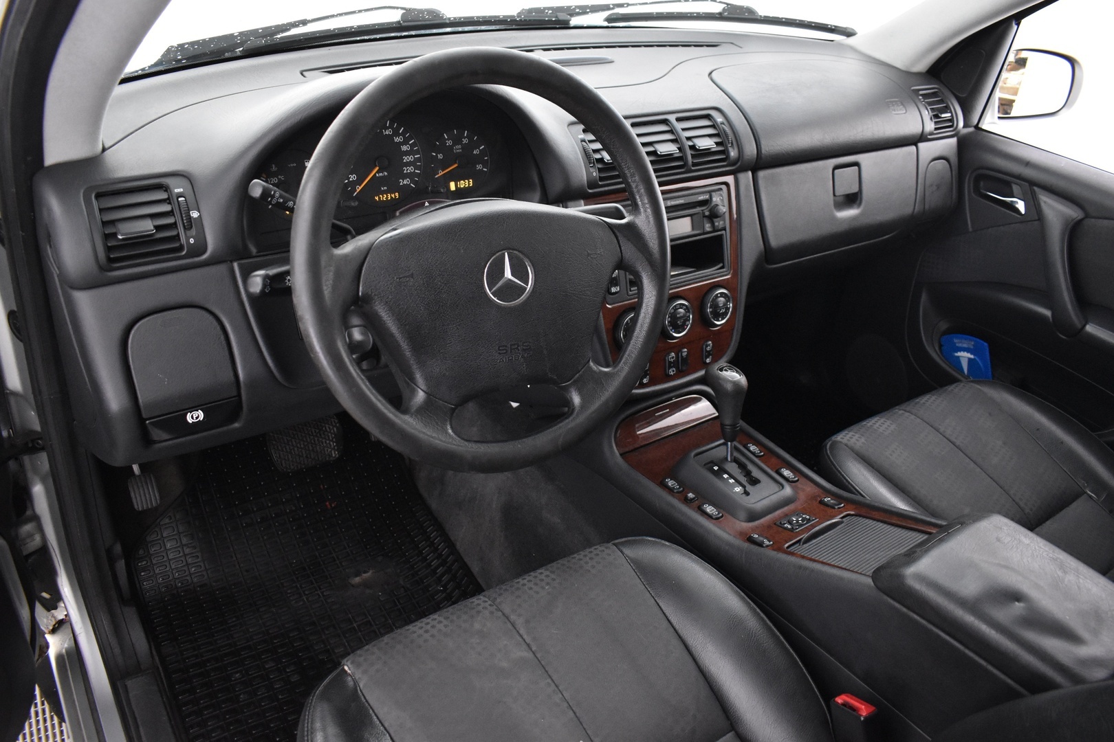MERCEDES-BENZ ML 2004