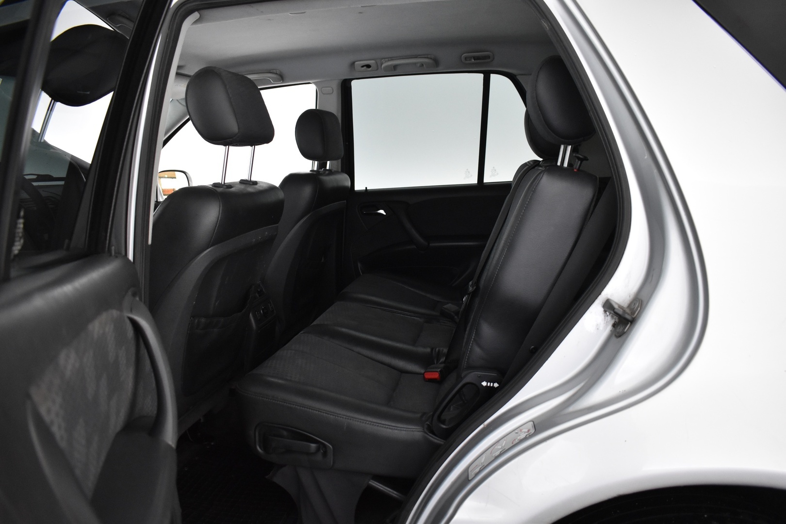 MERCEDES-BENZ ML 2004