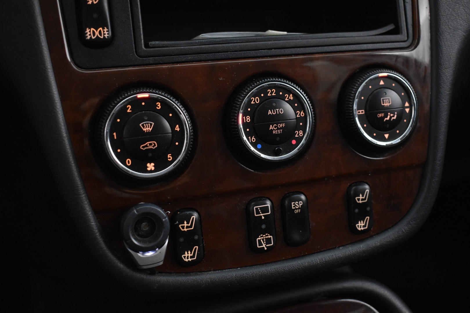 MERCEDES-BENZ ML 2004