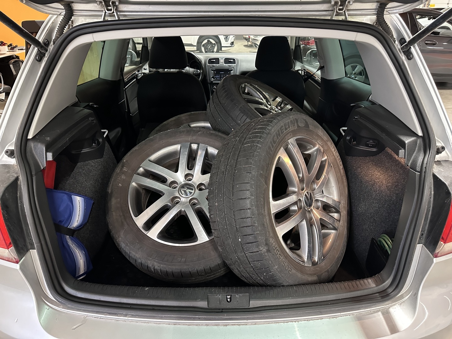 VOLKSWAGEN Golf 2009