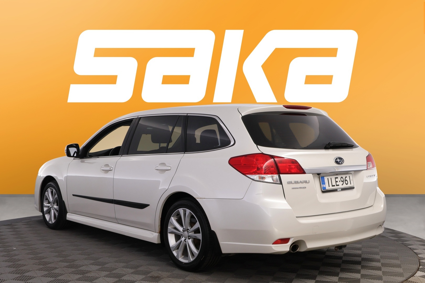 SUBARU Legacy 2013