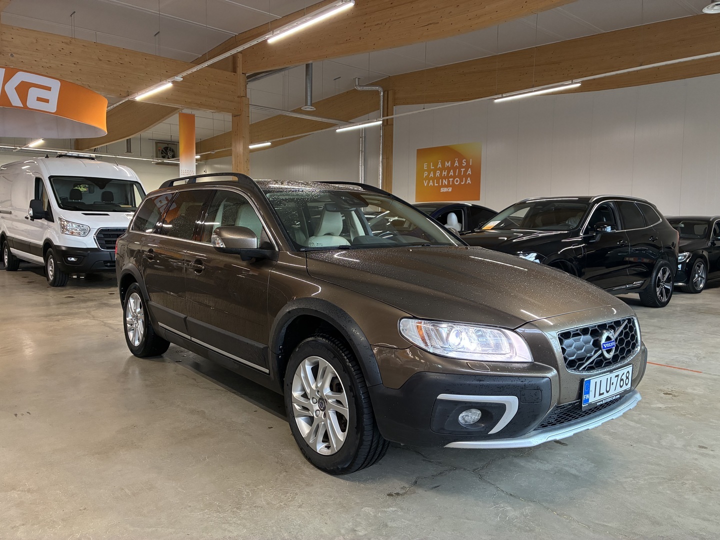 VOLVO XC70 2015